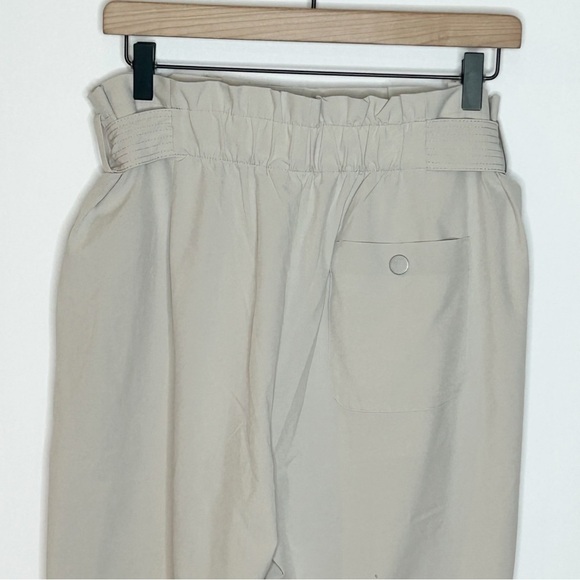 Athleta Skyline Pant II Paperbag Light Beige Size 10 - Picture 9 of 14